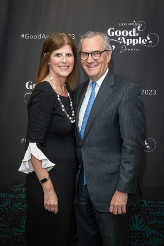 Gina DeBottis Metts and Mark Metts attend the 2023 Good Apple Dinner.