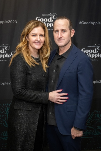 Two guests attend the 2023 Good Apple Dinner.